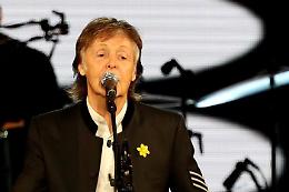 Beatles, McCartney: «Fu Lennon a voler sciogliere la band, non io»