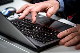 Incassa il bonifico e sparisce, denunciato per frode informatica