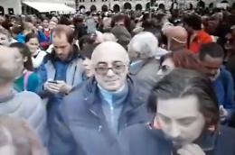 L'assessore Salvatore alla manifestazione no green pass di Trieste: &egrave; bufera