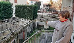 La rabbia degli inquilini: dopo 17 mesi nulla &egrave; cambiato