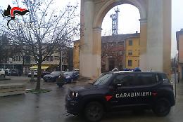 Viaggio in taxi da Urbino ma scappa al momento di pagare, denunciato