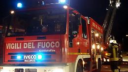Il forno prende fuoco, quattro intossicati