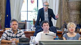 Raddoppiano gli «stipendi» del sindaco e degli assessori