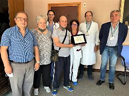 Covid, due targhe per dire grazie a medici e operatori sanitari