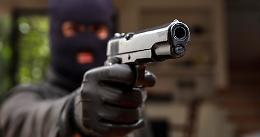 Rapina violenta: picchiato e rapinato del Rolex