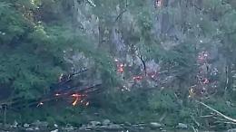 Incendio vicino al parcheggio della buca