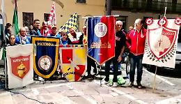 Palio, le targhe in marmo dei quattro Rioni apposte al confine dei quartieri