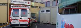 Fuoco e fumo nel sottotetto, mamma e figlio intossicati