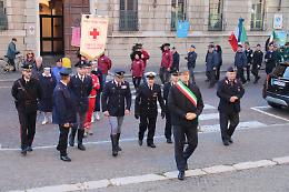 Festa delle Forze armate, corteo e alzabandiera
