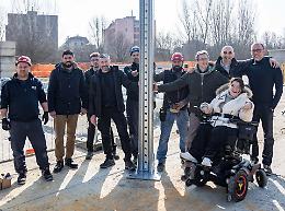 «Cr2 Sinapsi»: posato il primo pilone del Centro riabilitativo ricreativo