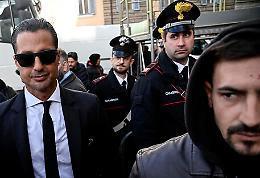 Fabrizio Corona candidato a Catania: "Qui per servire la mia città"