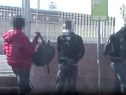 Gestivano viaggi in Ue per migranti via dall'Italia, 25 fermi