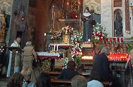 Per la festa di Santa Rita celebrazioni liturgiche, rosario e benedizione delle rose
