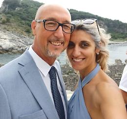 Sindaco e vice assenti, bufera sulla 'fuga romantica' della coppia