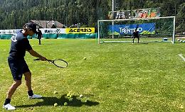 Serie B: per la Cremonese allenamento con racchetta e palle da tennis