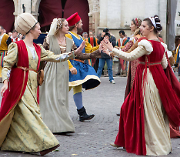 56° Palio di Isola Dovarese - HOMULUS il Viaggio di Ognuno