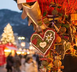 Magia invernale: mercatini natalizi in piazza