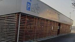 Ancora furti alla velostazione, banda di balordi scatenata