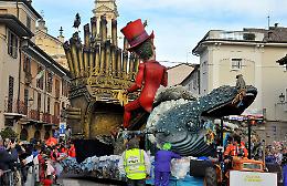 Il Gran carnevale saluta, e 'L'ultima sinfonia' trionfa tra i carri