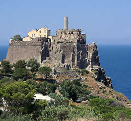 Capraia Isola - Un intervento di rigenerazione territoriale