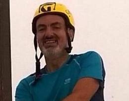 Precipita e muore nel corso di un’escursione