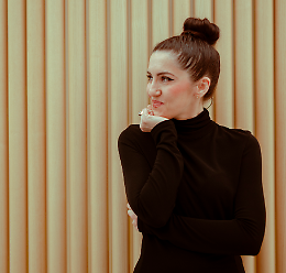 Clelia Cicero presenta “Première étude sur Piaf”
