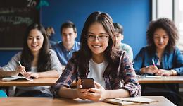 Stop ai cellulari anche per uso didattico fino alle scuole medie