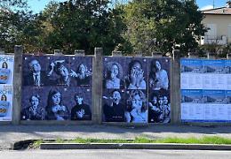 La  cura dei manifesti parlanti