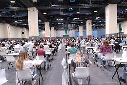 Medicina,  addio ai test d'ingresso a crocette