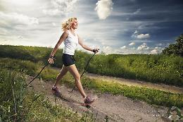 Incontro: "Conosciamo i benefici del Nordic Walking - la camminata nordica"
