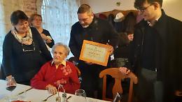La bimba che vola compie 100 anni