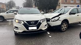 Scontro tra due auto in viale Po