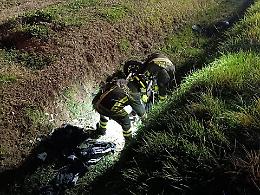 Cade in moto: è grave