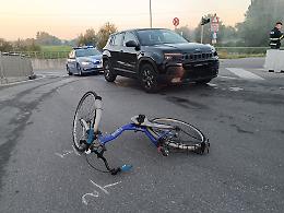 Ciclista travolto da un’auto, interviene anche l’elisoccorso
