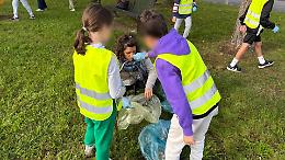 Raccolta rifiuti, i bimbi delle elementari alfieri del rispetto dell'ambiente