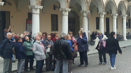 Soltanto due guide per trentamila visitatori
