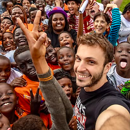 Spettacolo “Se non noi, chi? Se non ora, quando?”