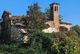 Cedimenti e degrado alla chiesa di Verdi