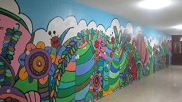 Un progetto artistico trasforma due corridoi del carcere