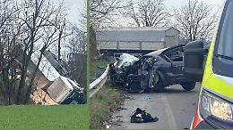 Camion precipita dal cavalcavia dopo lo scontro: un ferito molto grave