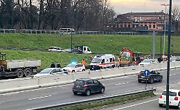 Infortunio sul lavoro, soccorso un 55enne 