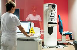 Diagnosi senologica e Intelligenza artificiale: &laquo;&Egrave; come avere mille esperti sempre a disposizione&raquo;
&nbsp;