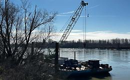 Ponte di San Daniele, il cantiere entra nel vivo: l'ora dei sommozzatori