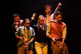 Il teatro risveglia le coscienze