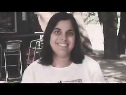 VIDEO Vàaghen in fòora, il tormentone natalizio di Elena Ravelli e Augusto Bagnoli