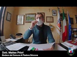 VIDEO L'appello del sindaco Priori di Piadena Drizzona: "In paese 22 morti, state in casa"