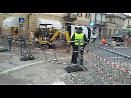 Voragine e perdita d'acqua, porta Ombriano chiusa