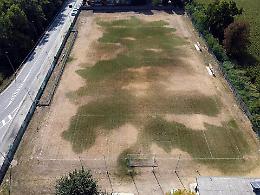 Crema, Pierina: campo di calcio malmesso
