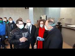 VIDEO Crema, l'incontro tra l'assessore Gallera e i medici cubani