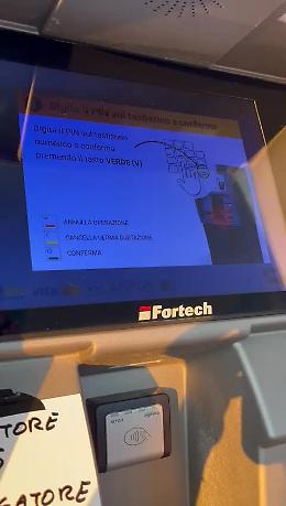 Il distributore di benzina parla in dialetto